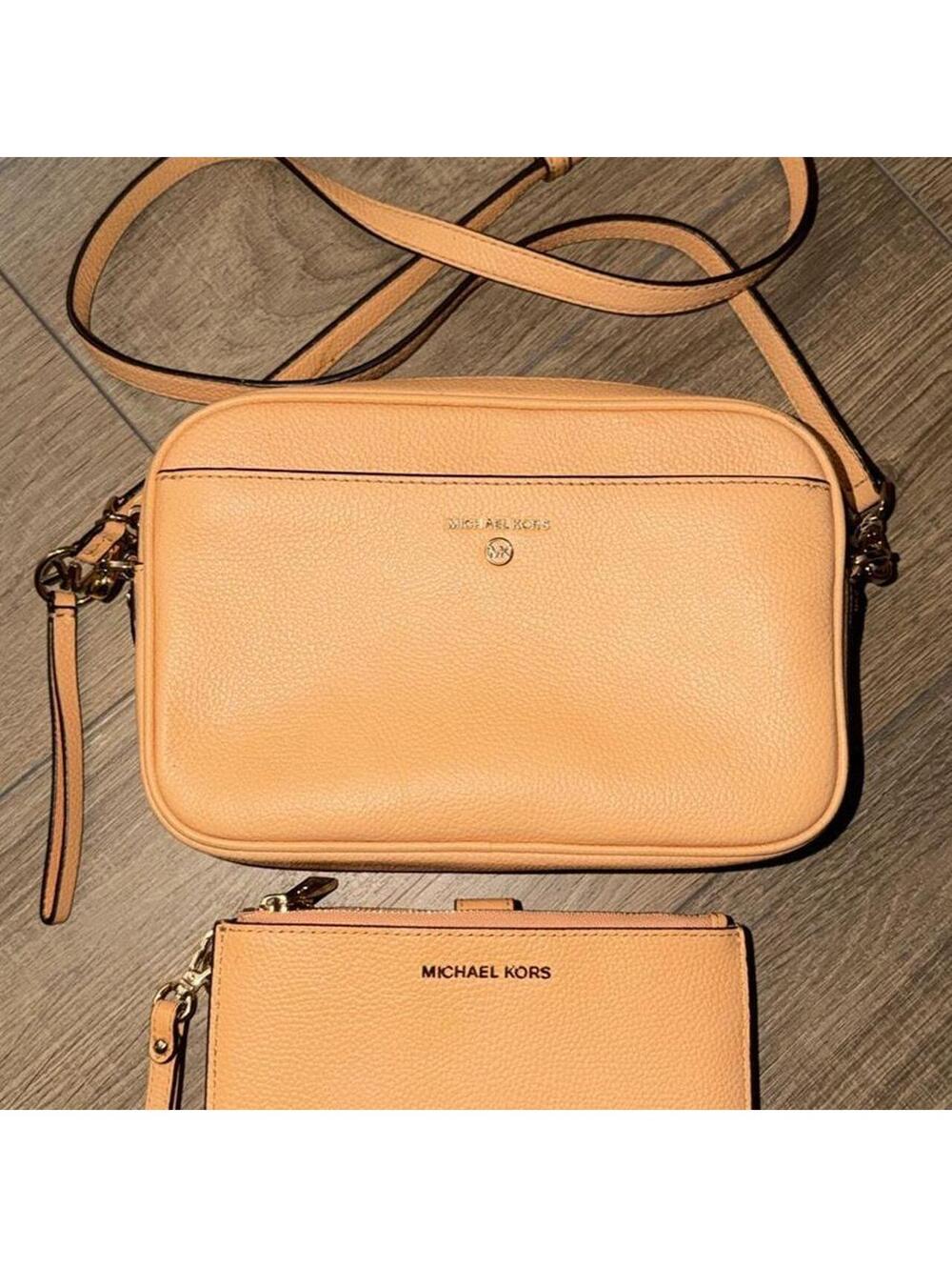 Michael Kors Jet Set Charm Large EW Signature Leather Clutch Crossbody Bag